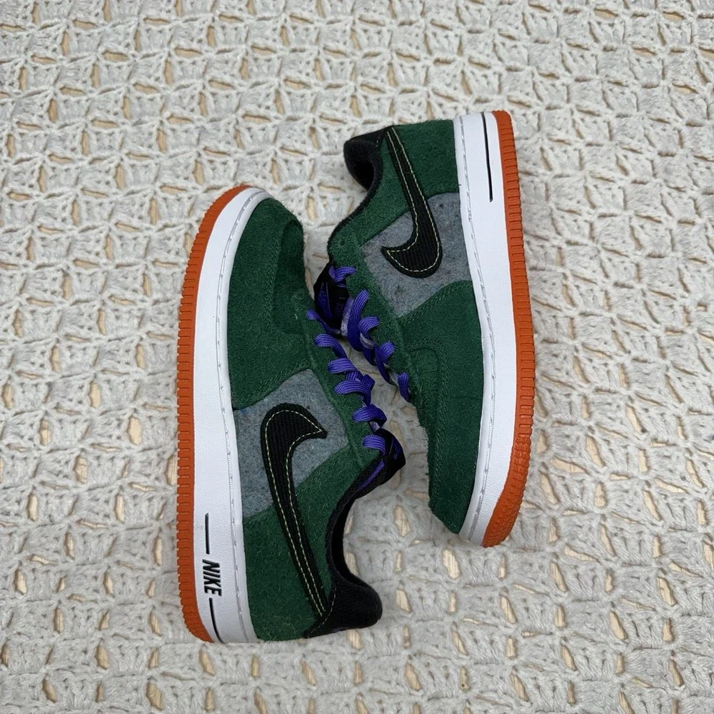 Nike Air Force 1 LV8 Sneakers Shoes Youth Sz 2Y Green Lace Up Casual DZ5289-300